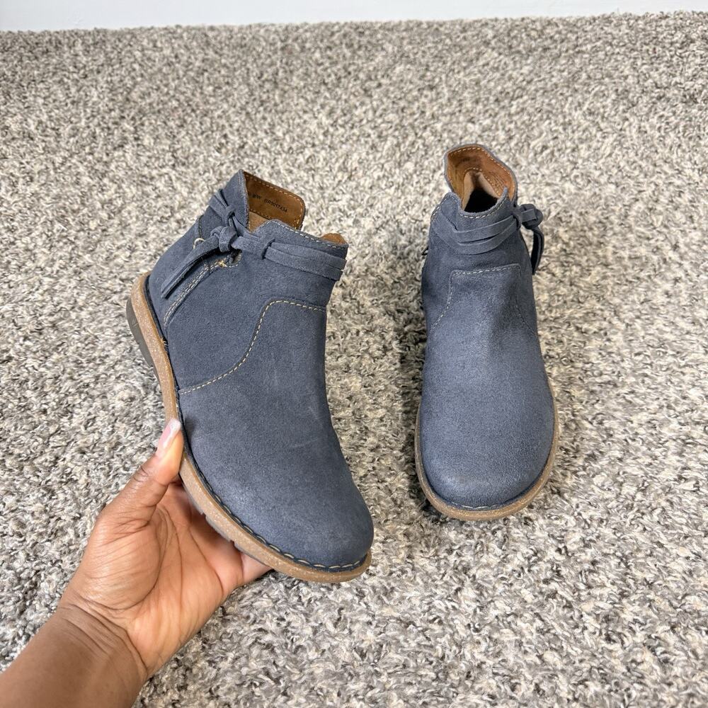 BORN Women's Tarkiln Ankle Boots Navy Blue Suede Leather Tassel Size 9 New - Picture 1 of 7